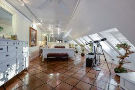 Luxury Suite - Master Bedroom